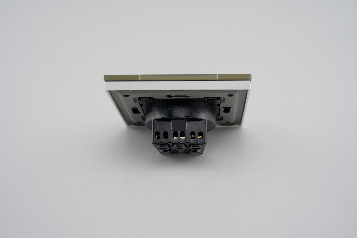 Priza Simplă Sticlă LUXION IP45 - imagine 24