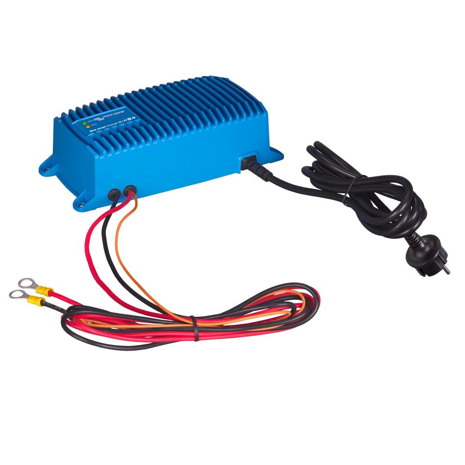 Încărcător Victron BlueSmart IP67 12V/17A Bluetooth Waterproof - imagine 2