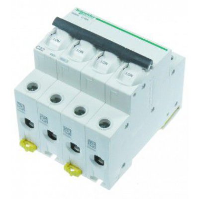 Siguranță Schneider 4P 32A, Curba C, Siguranță