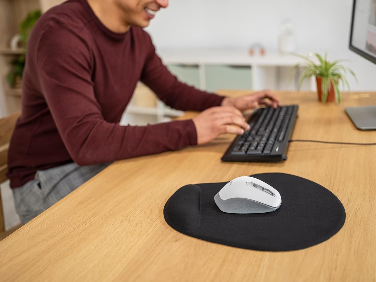 Mouse Pad Trust Bigfoot XL Gaming 450x400mm Anti-alunecare - imagine 7