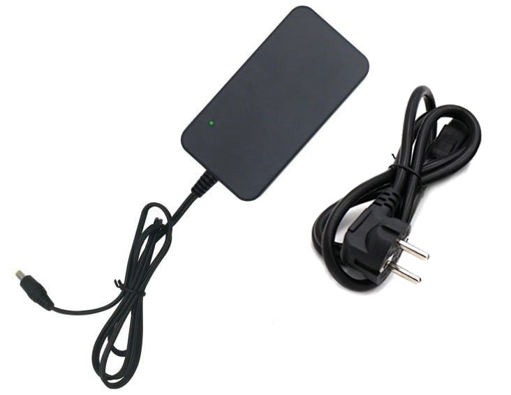 Adaptor Safer 12V 60W cu Protecție Avansată