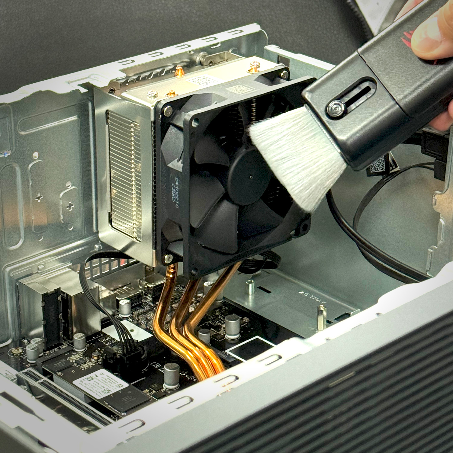 Serviciu Curățare Desktop Profesional 249 RON