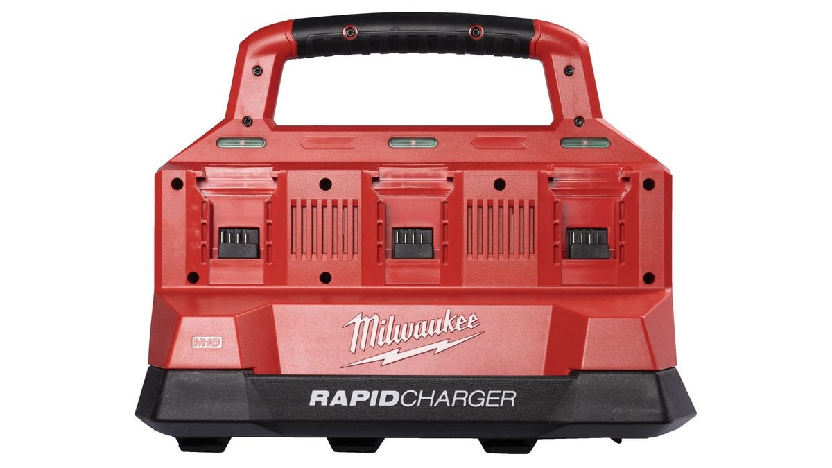 Inc. Milwaukee M18 6 Porturi PACKOUT