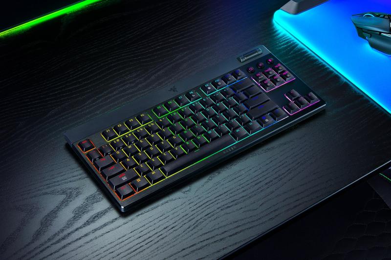 Tastatura mecanica wireless Razer Blackwidow V4 Low profile HyperSpeed TKL, switch Razer™ Low-profile Mechanical Switches (Green Clicky), 11...