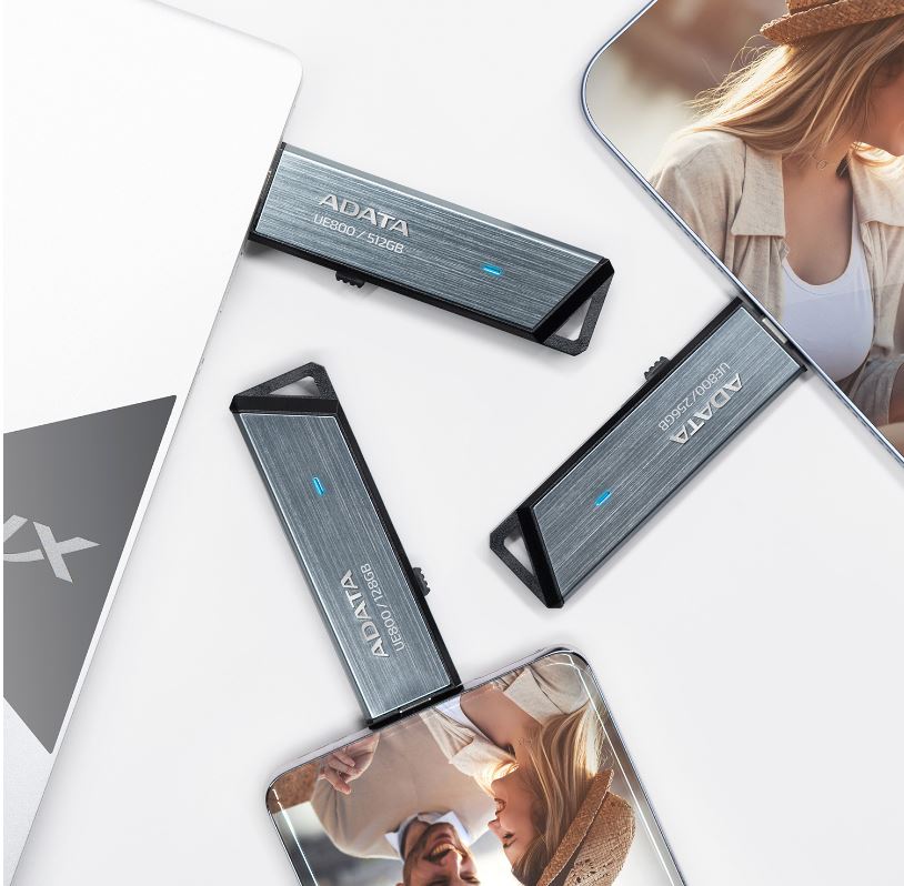 Memorie USB-C 128GB ADATA UE800 - Ultra Rapidă, Retractabilă
