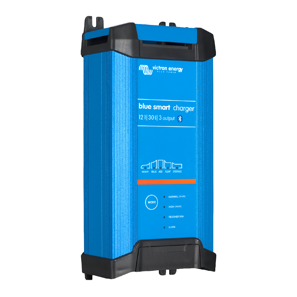 Incarcator Victron Blue Smart IP22 12/30 (3) - Bluetooth, 3 Iesiri